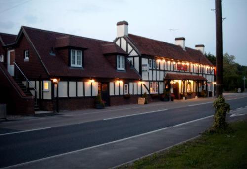 The Shoe Inn Plaitford Exterior photo